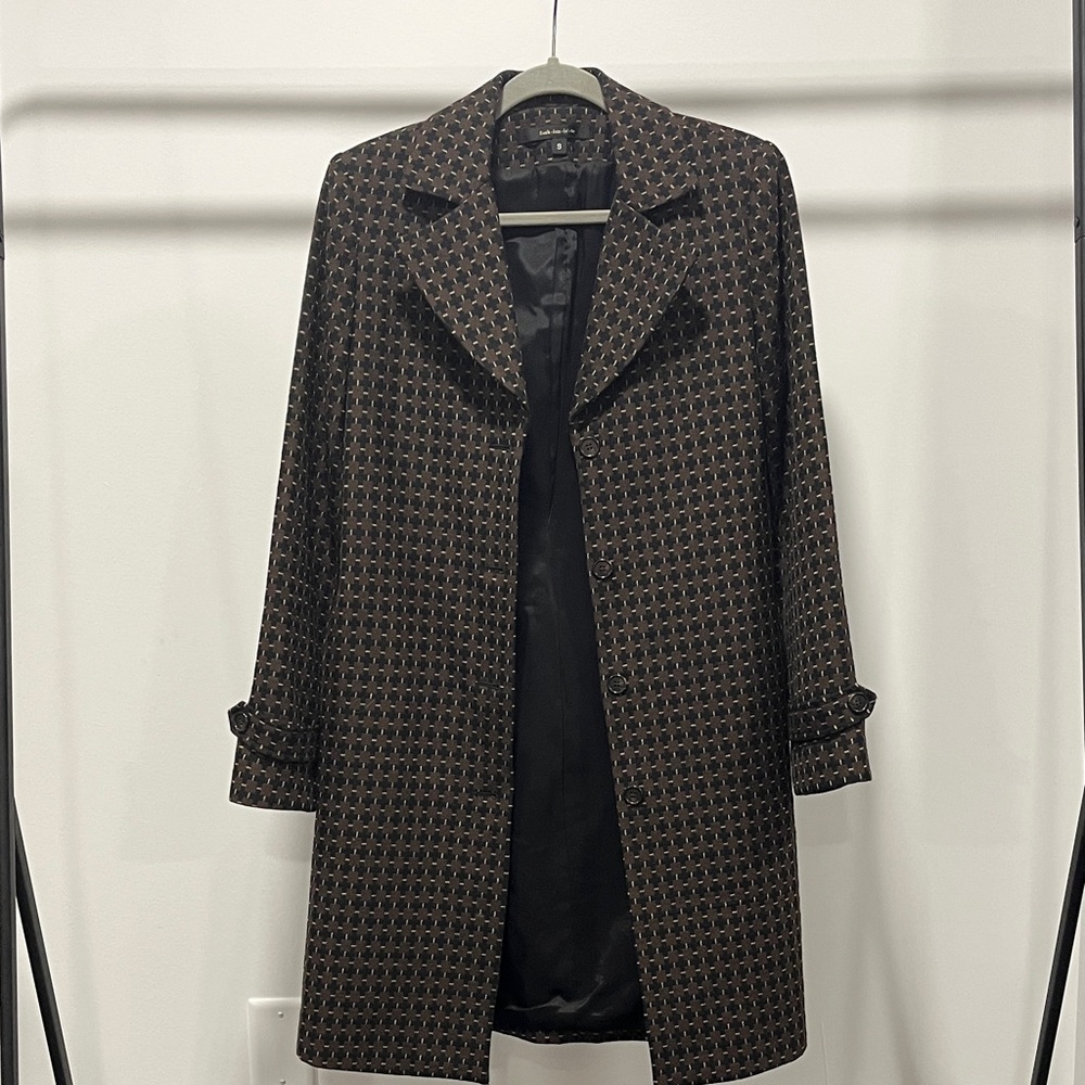 Chic Brown Patterned Trench Coat - image 7